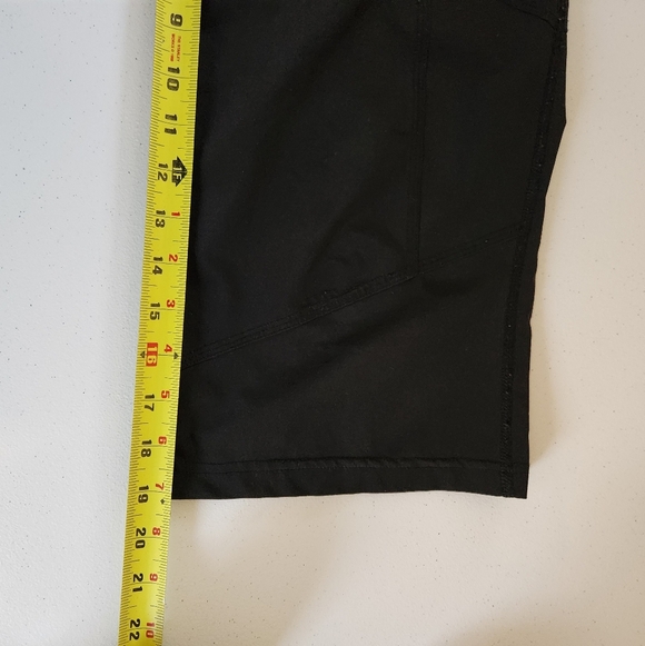 The North Face Mid Rise Crop Pants Capri Pull On Elastic Waist Black Hiking - Picture 9 of 10